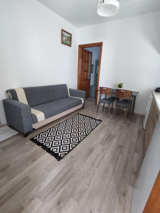 Apart Тургутрейс Екстериор снимка